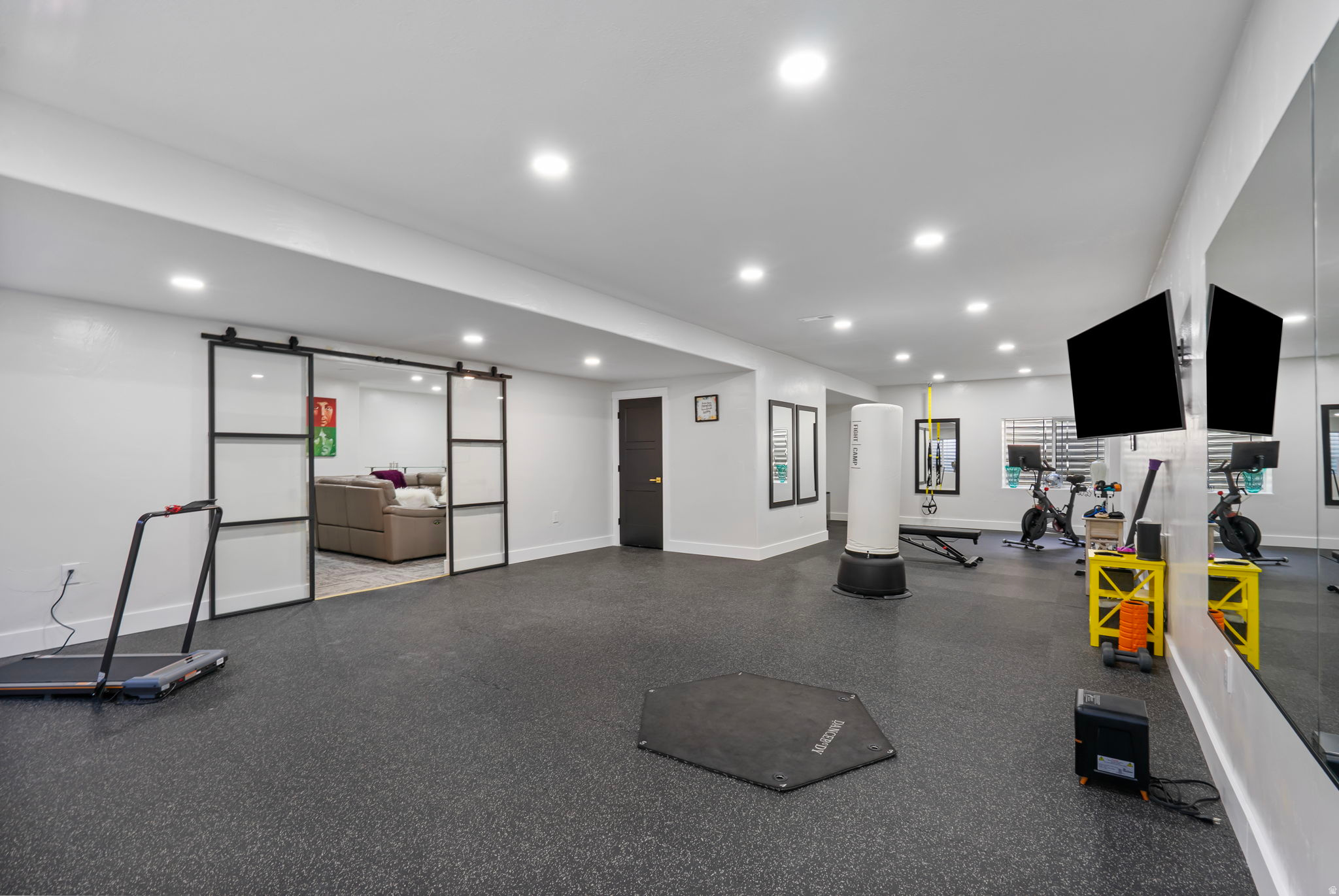 SEASONS ESTATES - Residential