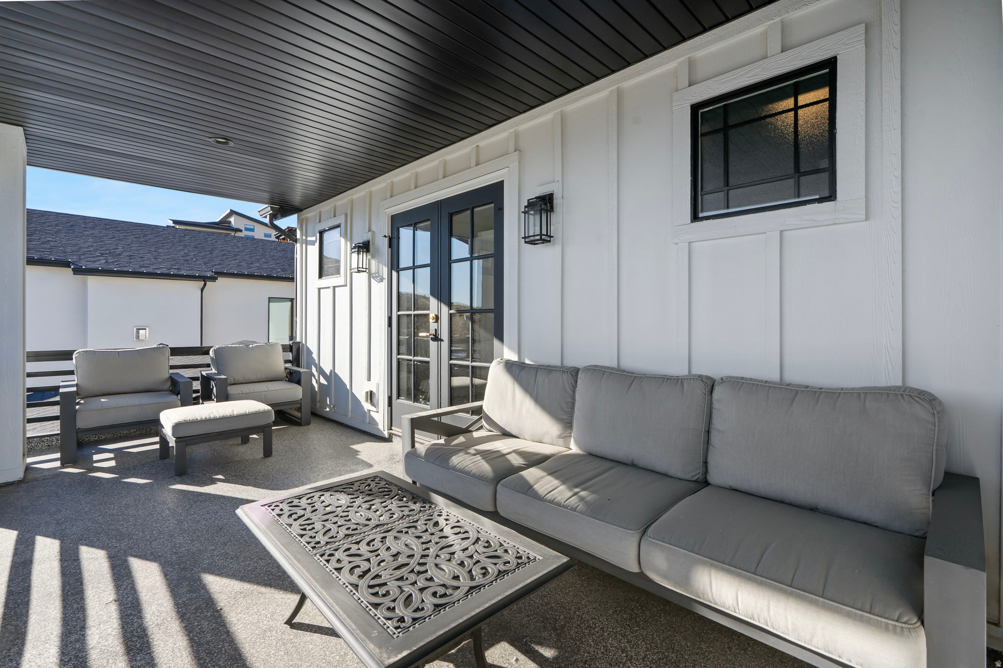 SEASONS ESTATES - Residential