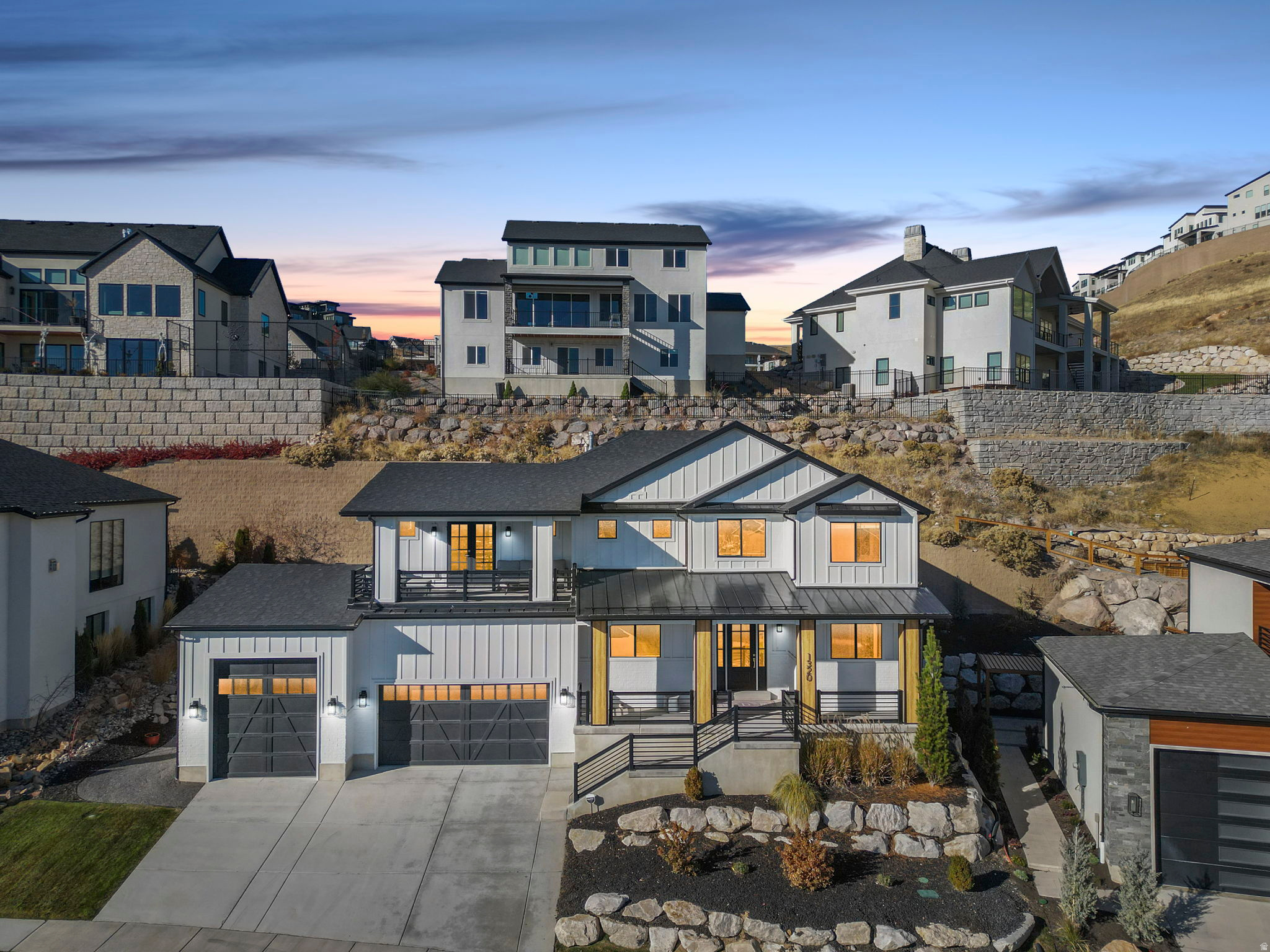 SEASONS ESTATES - Residential