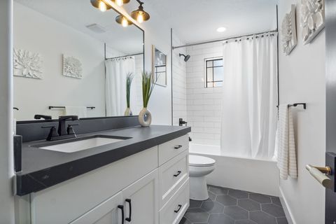 Tiny photo for 1320 W SUMMER VIEW DR, Lehi, UT 84043 (MLS # 2121098)