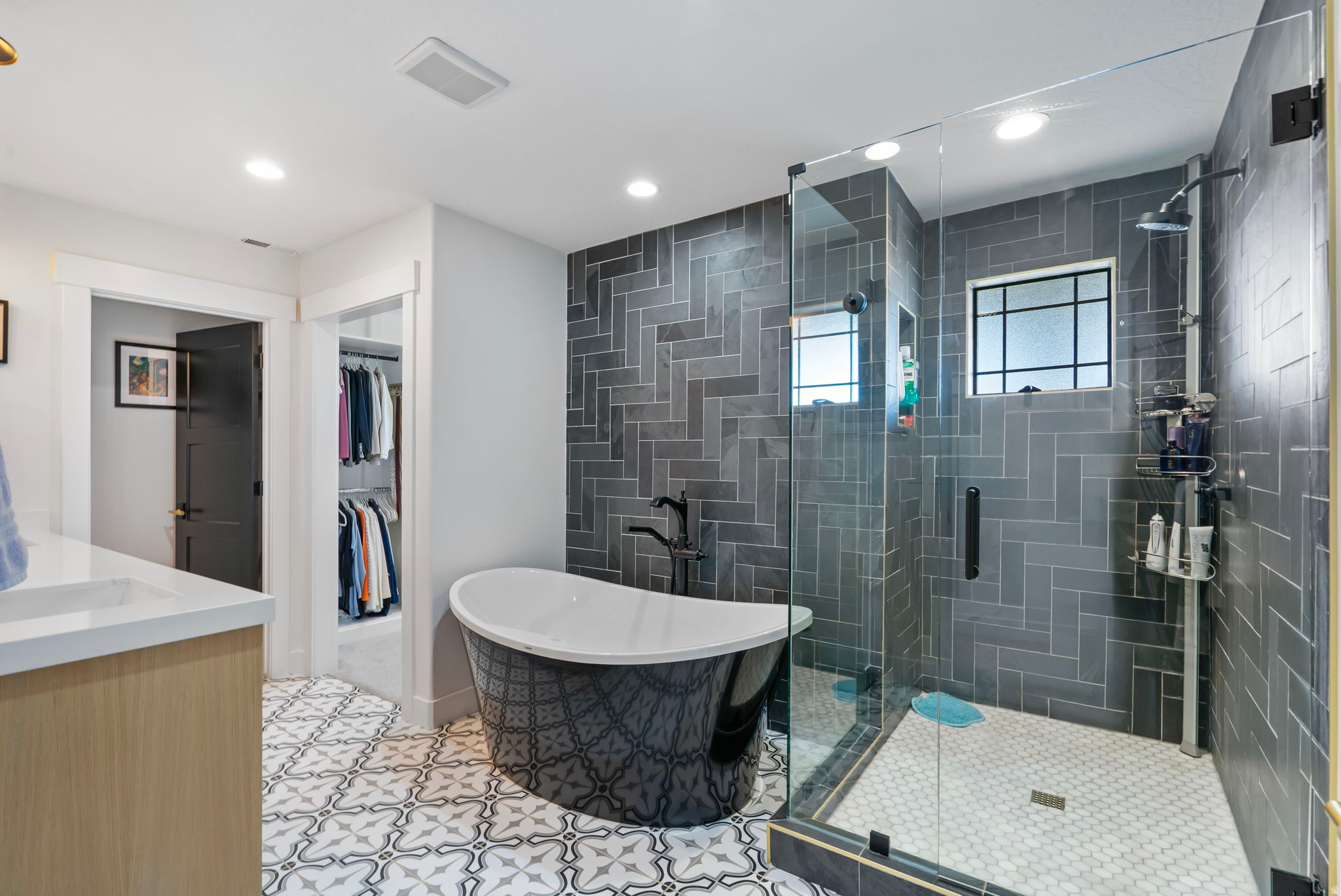 SEASONS ESTATES - Residential