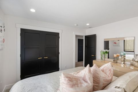 Tiny photo for 1320 W SUMMER VIEW DR, Lehi, UT 84043 (MLS # 2121098)