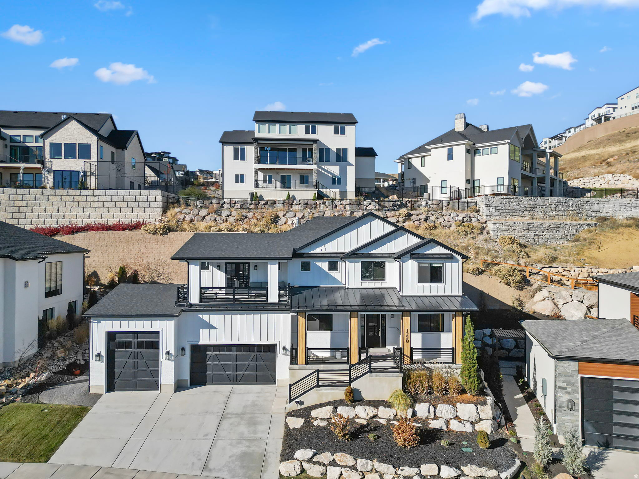 SEASONS ESTATES - Residential