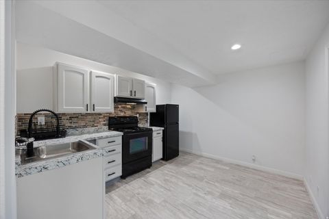 Tiny photo for 1405 N 770 W, Orem, UT 84057 (MLS # 2127512)
