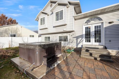 Tiny photo for 1405 N 770 W, Orem, UT 84057 (MLS # 2127512)