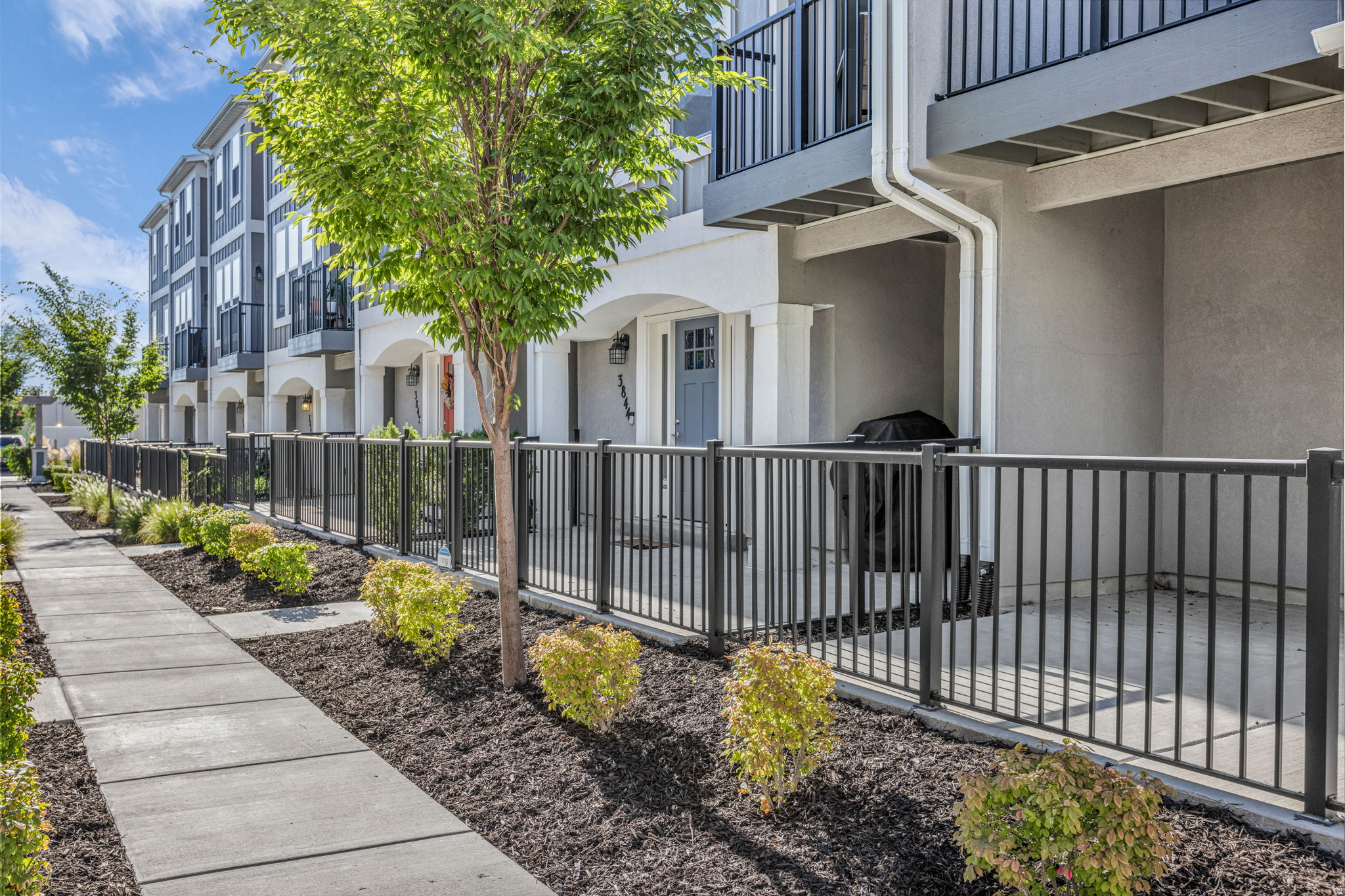 MUIRHOUSE - Residential