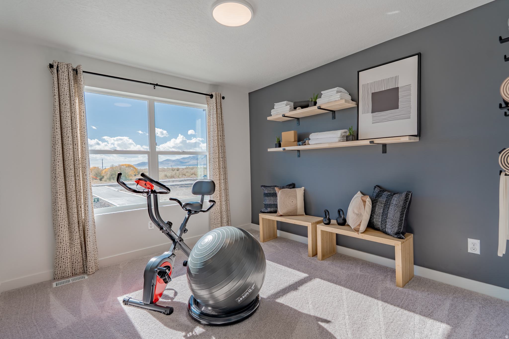 HIGHLINE AT AMERICAN FORK - Residential