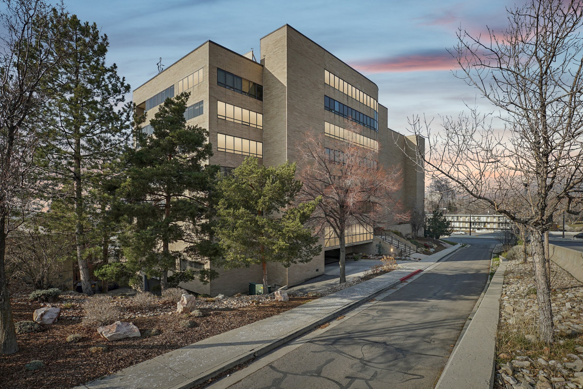 WILSHIRE - Residential