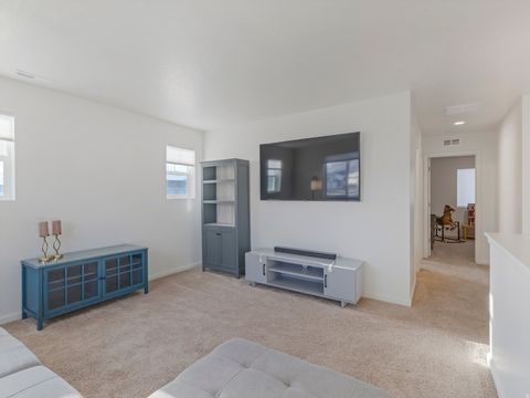 Tiny photo for 5492 NORTH YEAGER LN N, Eagle Mountain, UT 84005 (MLS # 2134407)