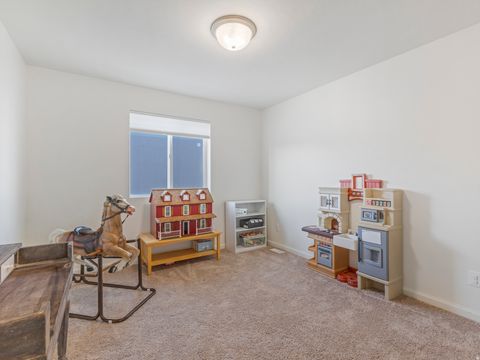 Tiny photo for 5492 NORTH YEAGER LN N, Eagle Mountain, UT 84005 (MLS # 2134407)