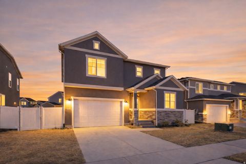 Photo of 5492 NORTH YEAGER LN N, Eagle Mountain, UT 84005 (MLS # 2134407)