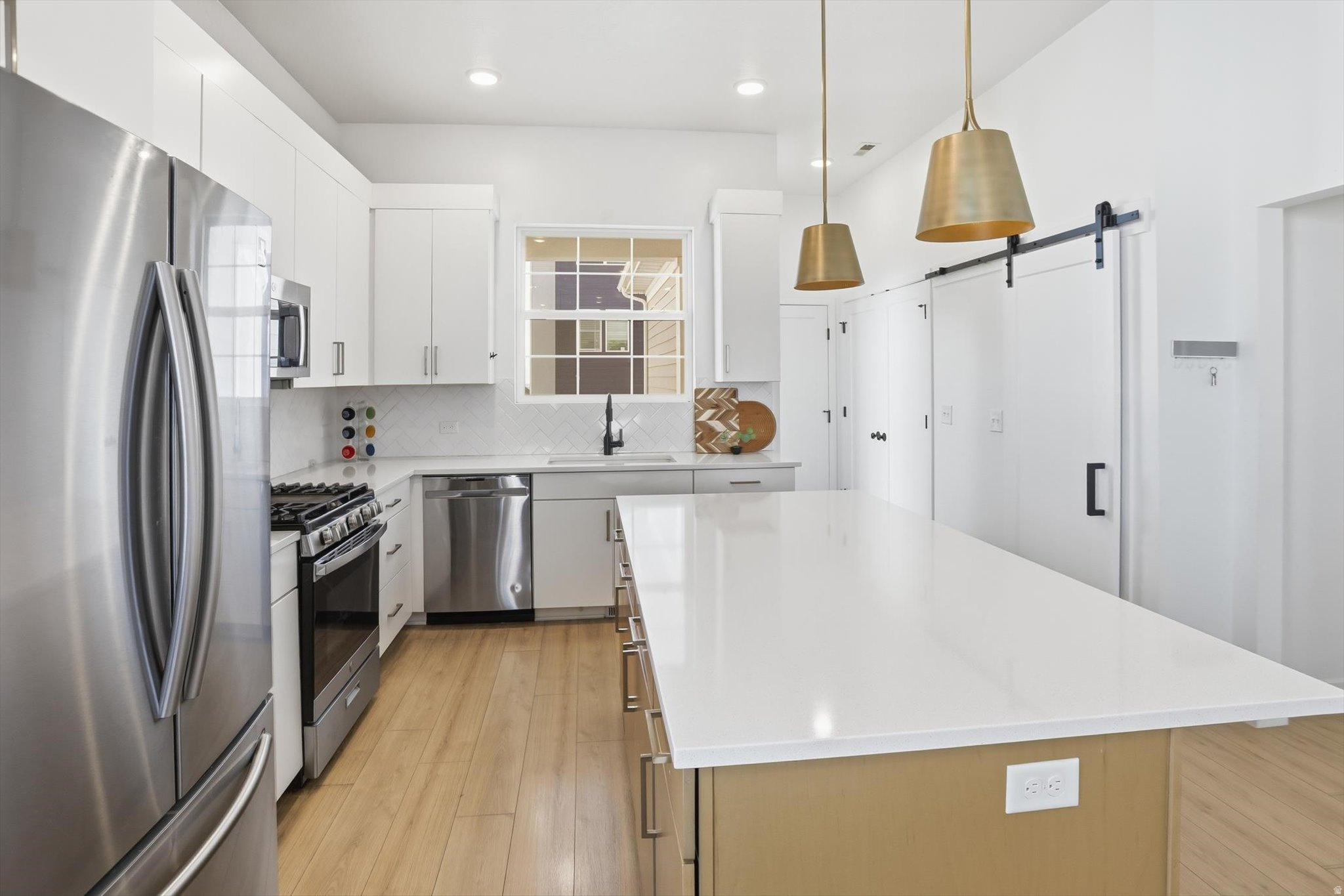 DAYBREAK VILLAGE 8 - Residential