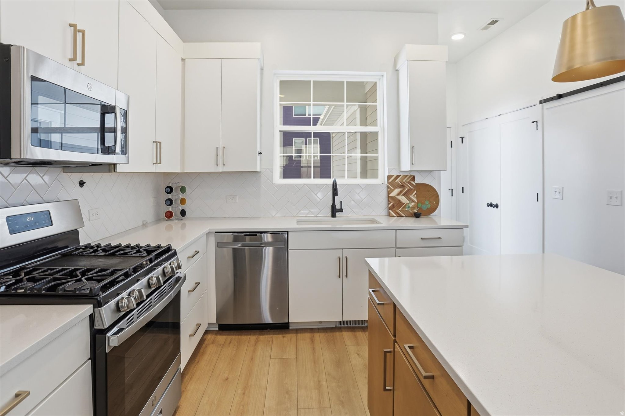 DAYBREAK VILLAGE 8 - Residential