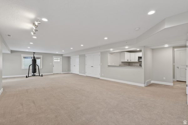 SNOW'S SPRINGS - Residential