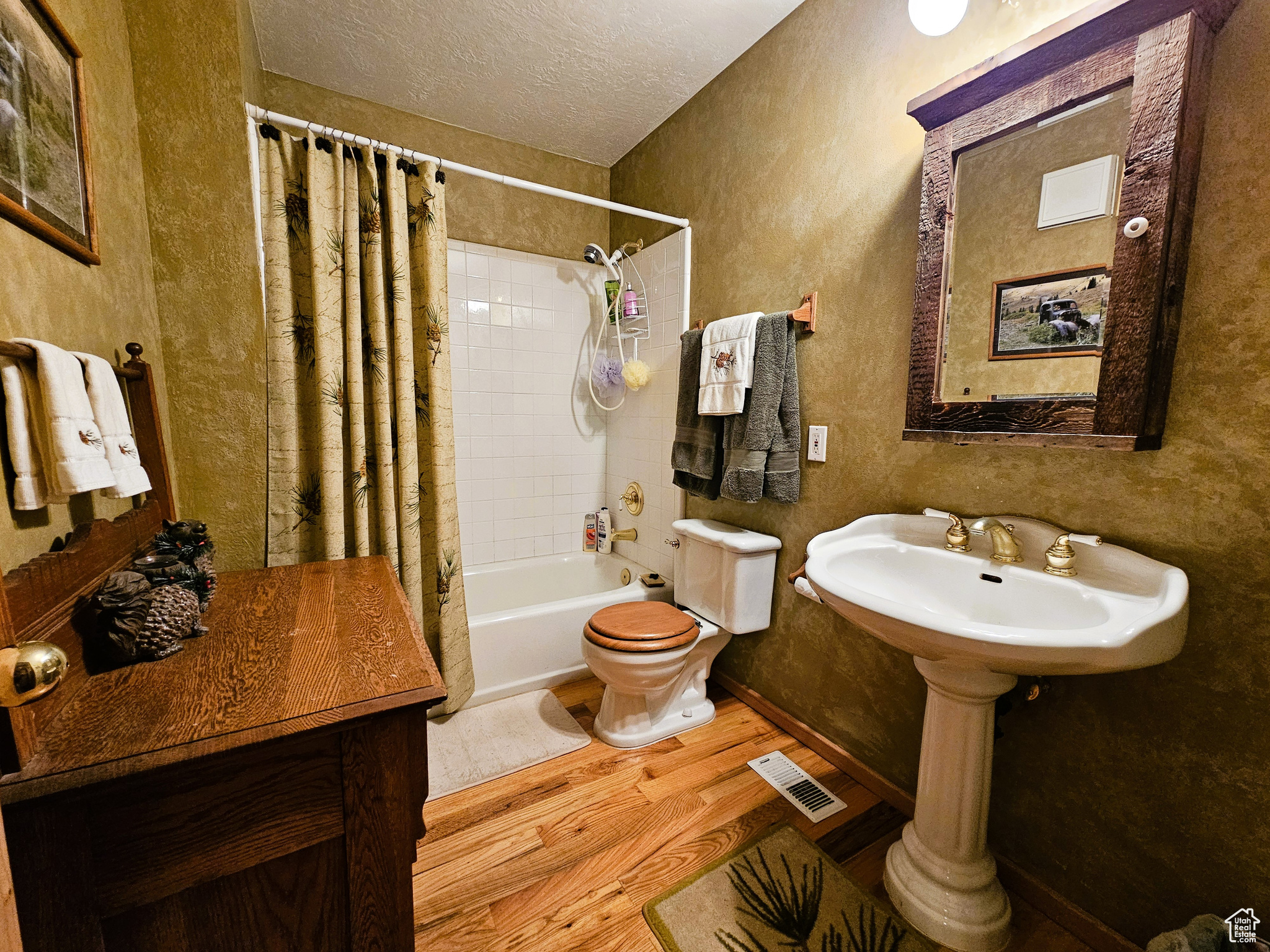 SKYLINE MOUNTAIN RESORT - Residential