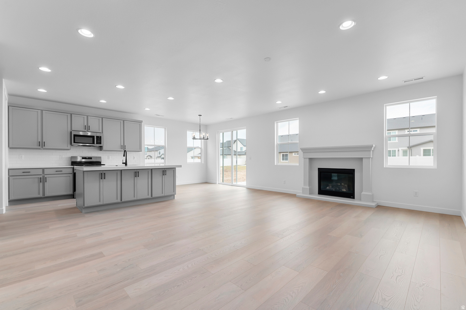 FAIRHAVEN 403 - Residential