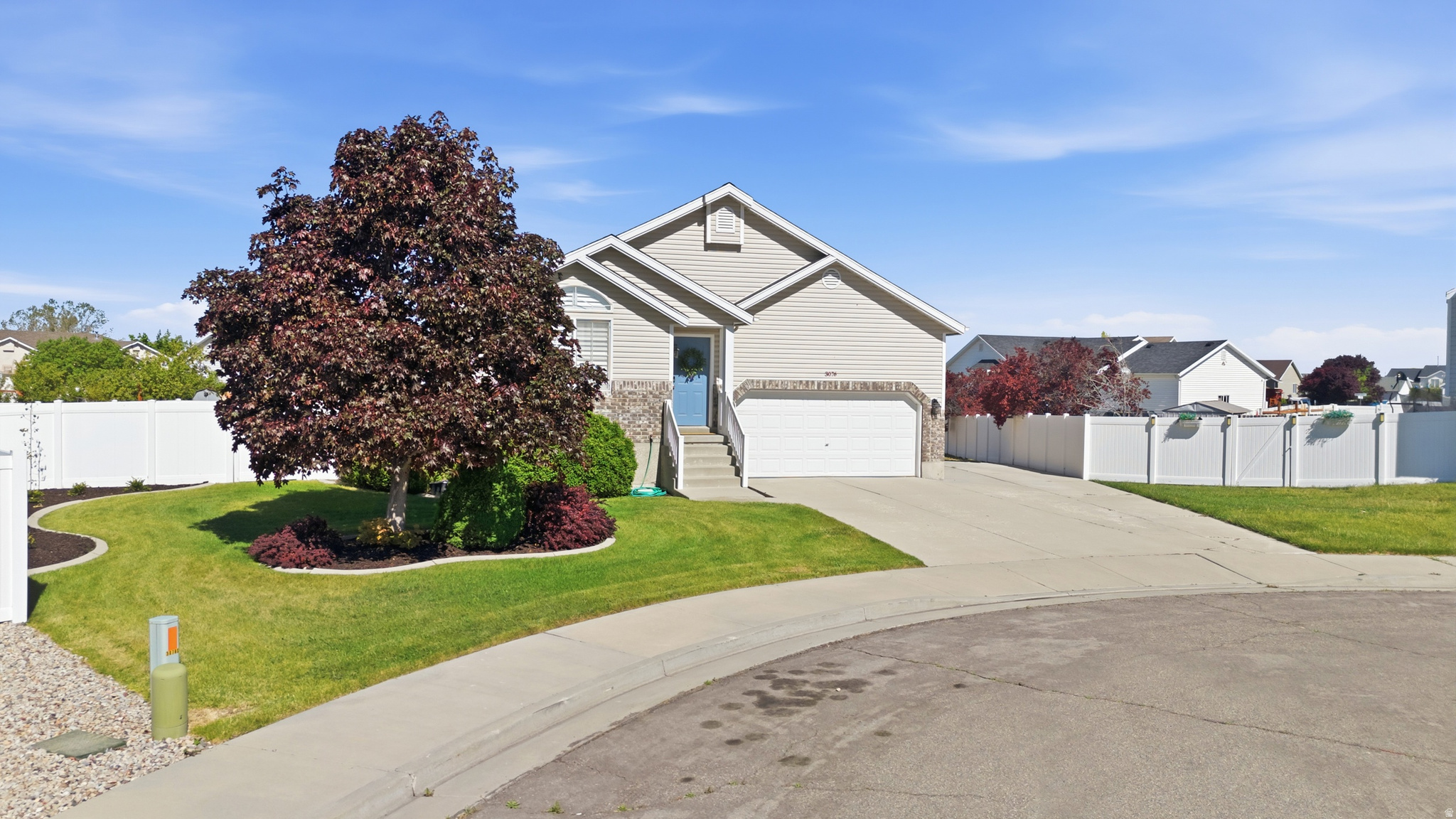 MEADOWS - Residential