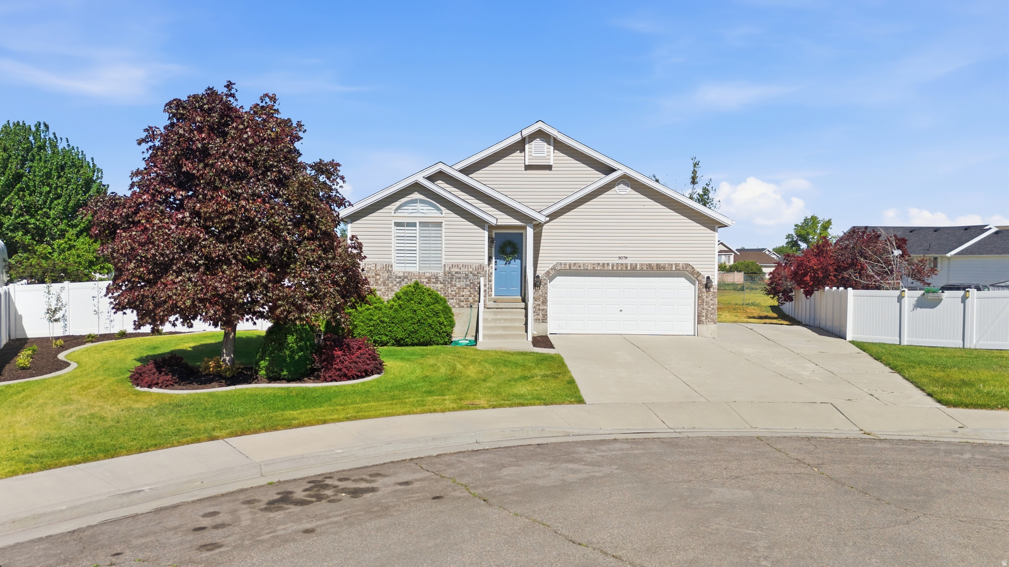 MEADOWS - Residential