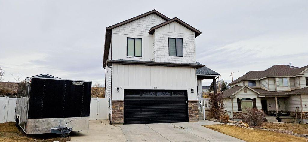 Photo of 3784 S 475 W, Vernal, UT 84078 (MLS # 2136145)