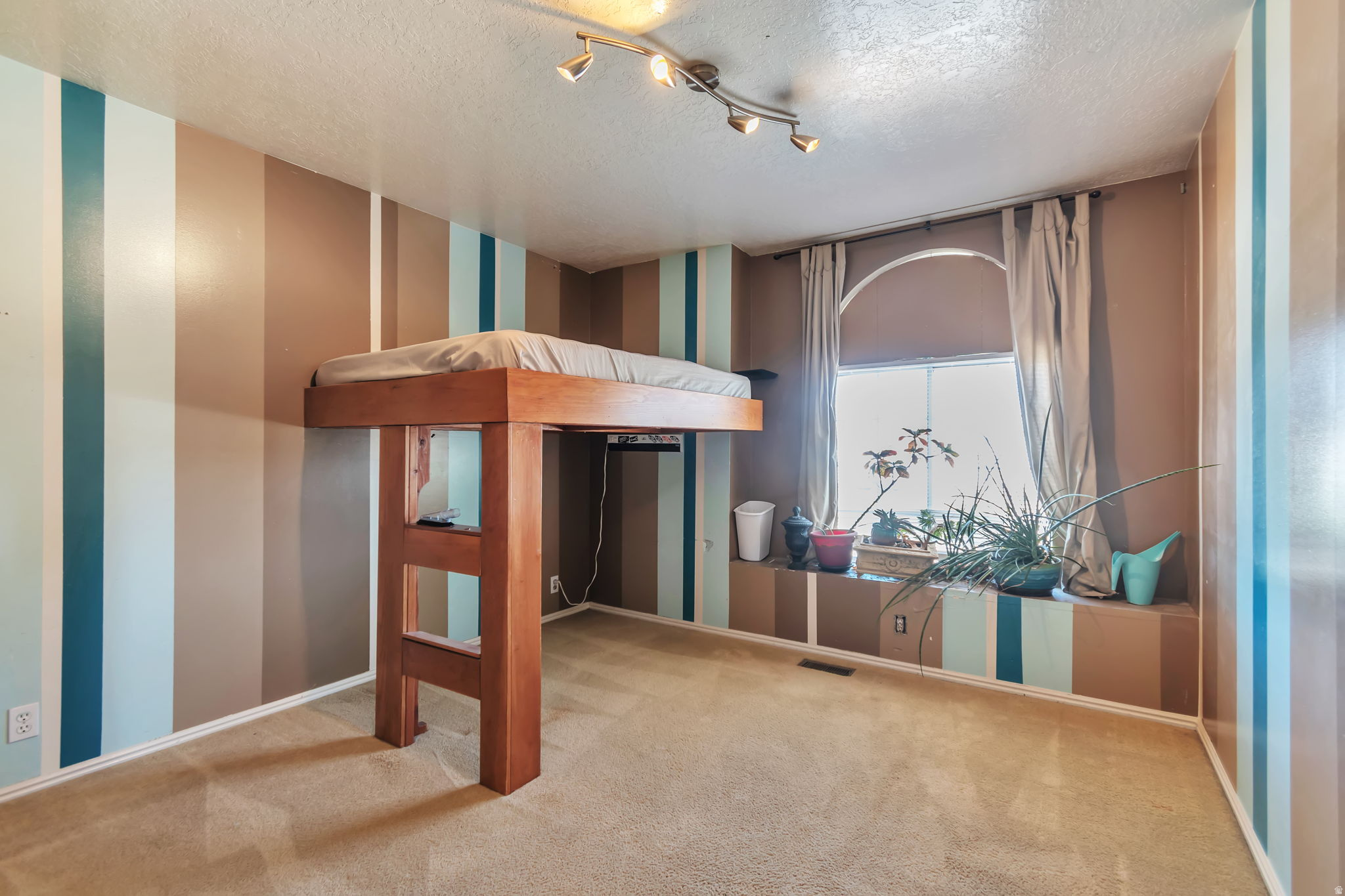 ELM MEADOWS - Residential