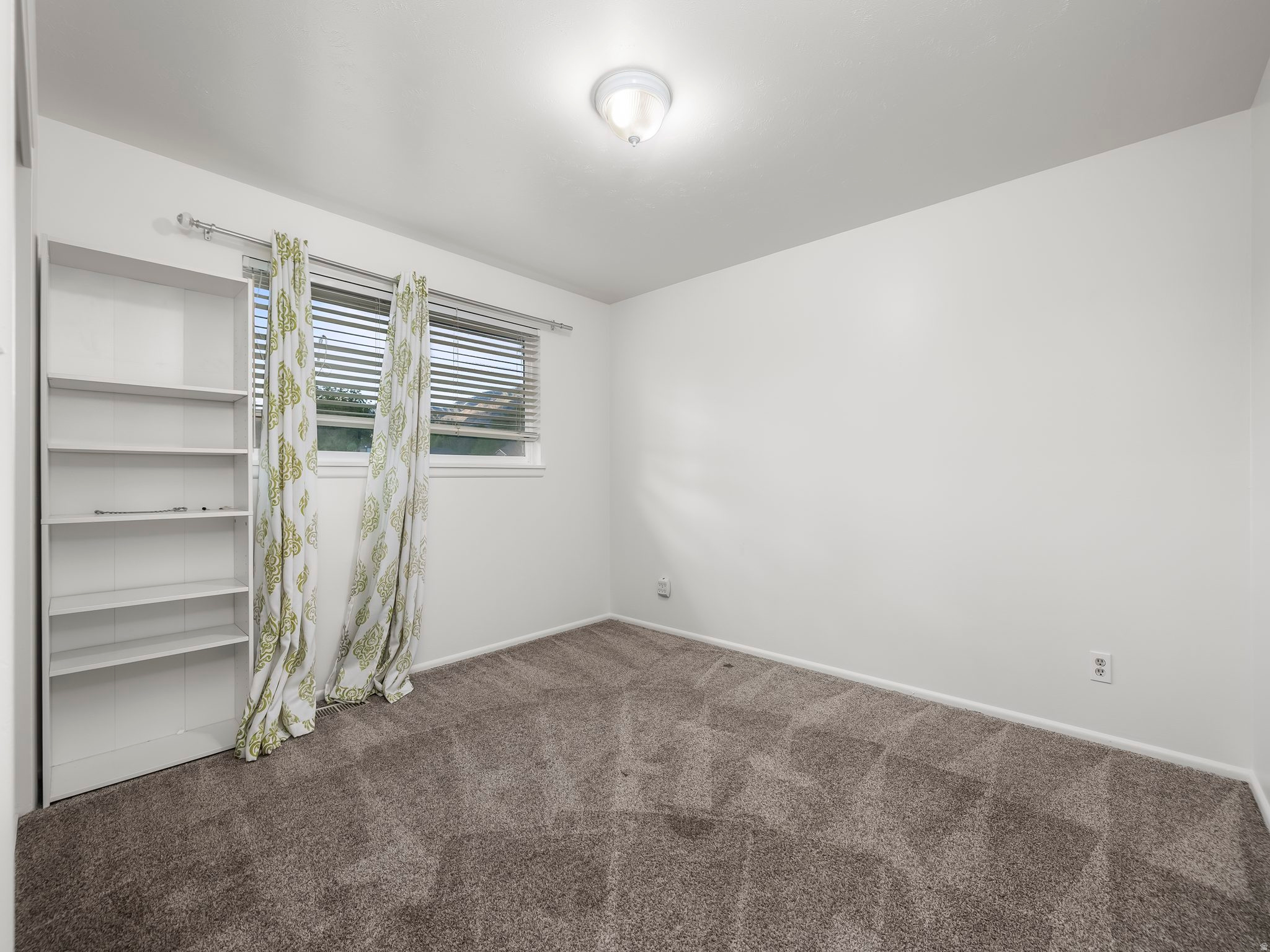 SHALIMAR ACRES - Residential