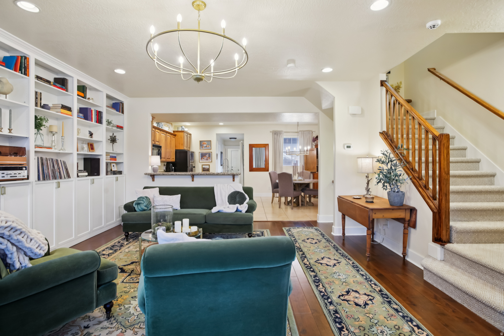 DAYBREAK - Residential