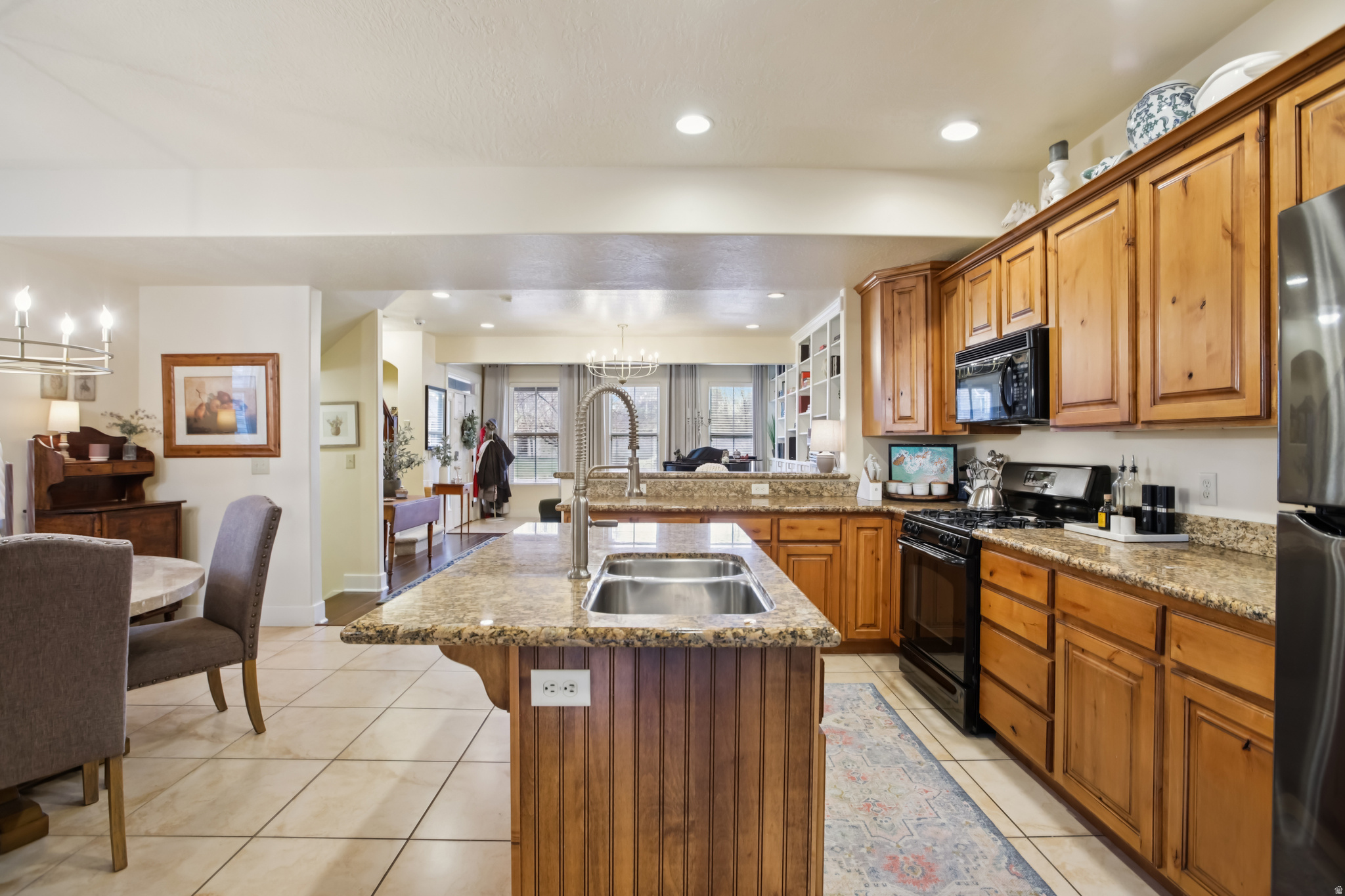 DAYBREAK - Residential