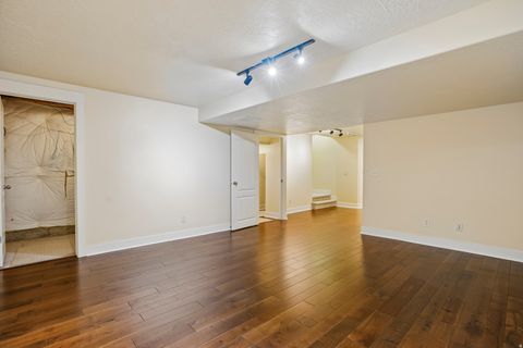 Tiny photo for 11057 S TOPVIEW RD, South Jordan, UT 84009 (MLS # 2154034)