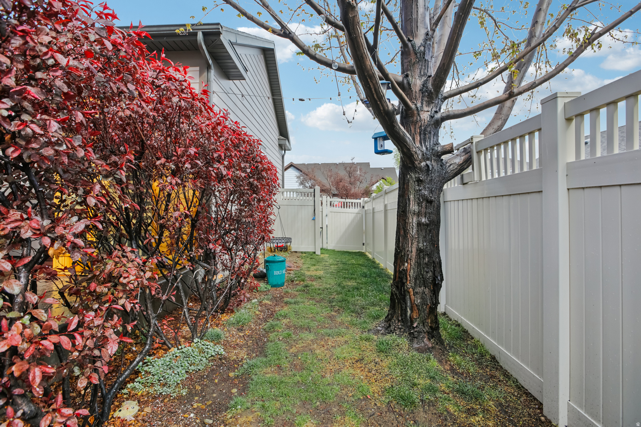 DAYBREAK - Residential