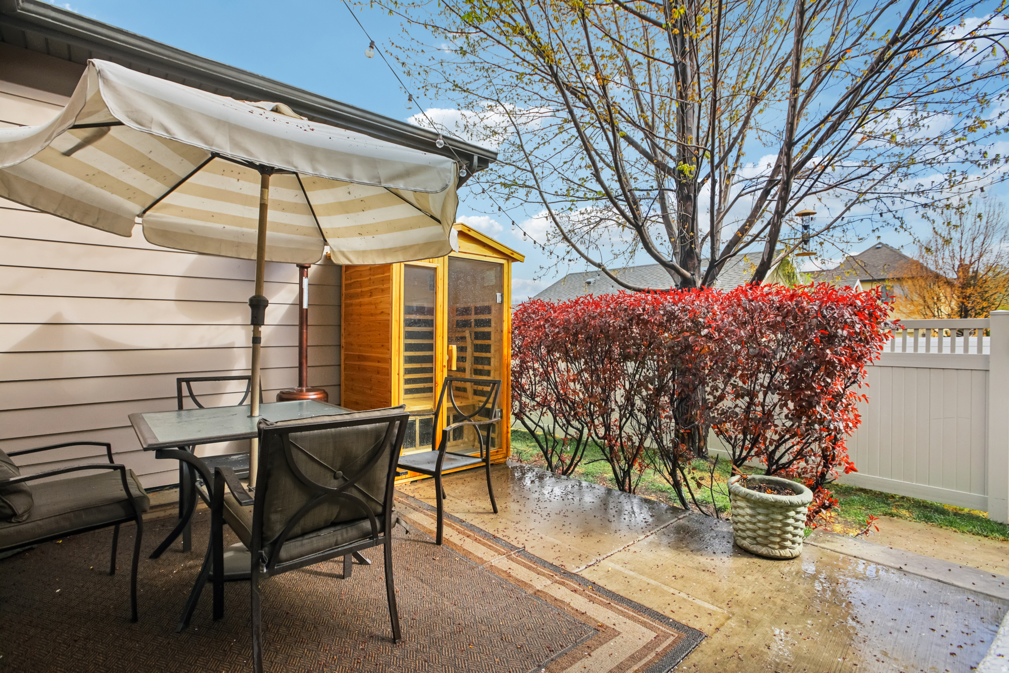 DAYBREAK - Residential