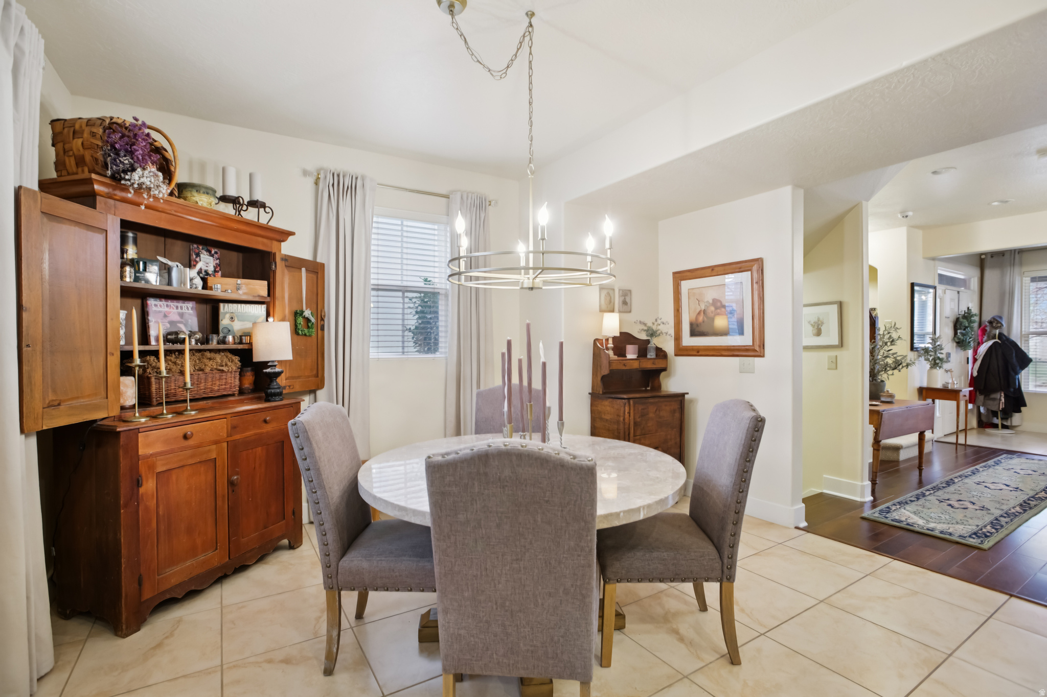 DAYBREAK - Residential