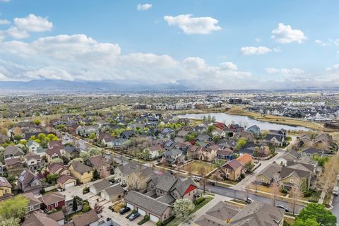 Tiny photo for 11057 S TOPVIEW RD, South Jordan, UT 84009 (MLS # 2154034)