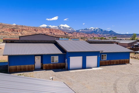 Multifamily For Sale - 71 N Mount Peale Dr<br/> Moab, UT 84532