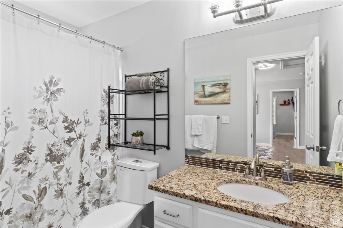 FREEMONT SPRINGS - Residential