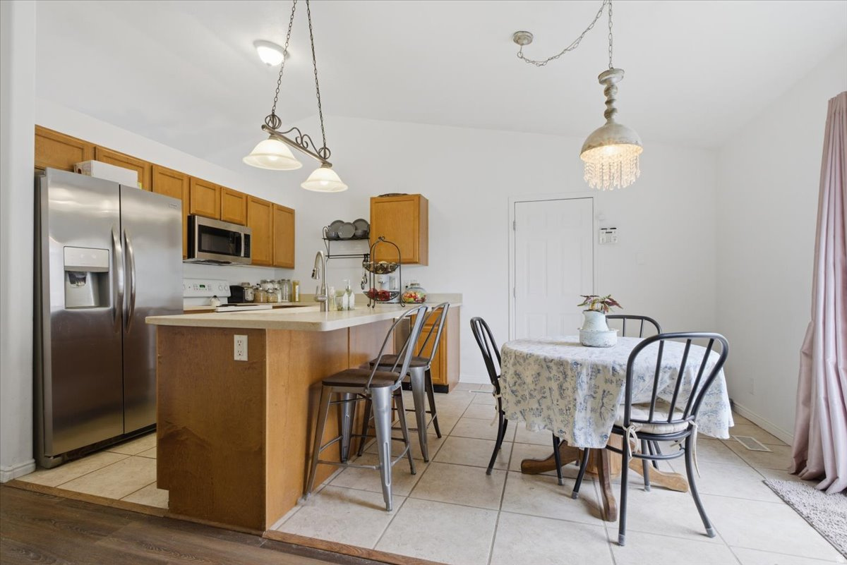 OQUIRRH HIGHLANDS 1 - Residential