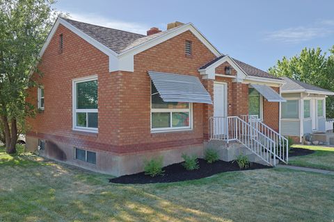 Tiny photo for 3999 ORCHARD AVE, South Ogden, UT 84403 (MLS # 2163529)