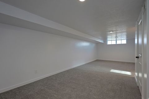 Tiny photo for 3999 ORCHARD AVE, South Ogden, UT 84403 (MLS # 2163529)