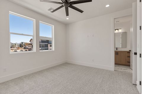 Tiny photo for 5273 S BLUE PEARL ALY, Saint George, UT 84790 (MLS # 2120544)
