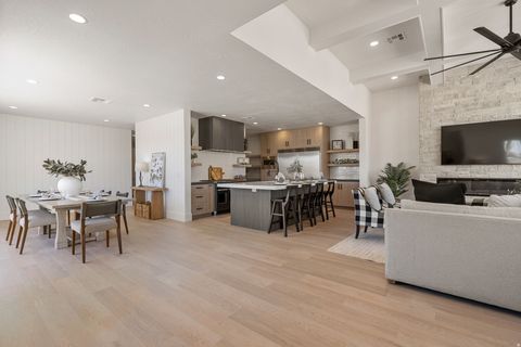 Tiny photo for 5273 S BLUE PEARL ALY, Saint George, UT 84790 (MLS # 2120544)