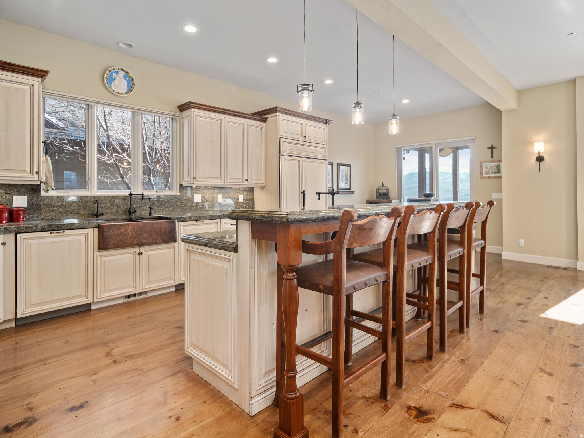 TRAPPERS RIDGE - Residential