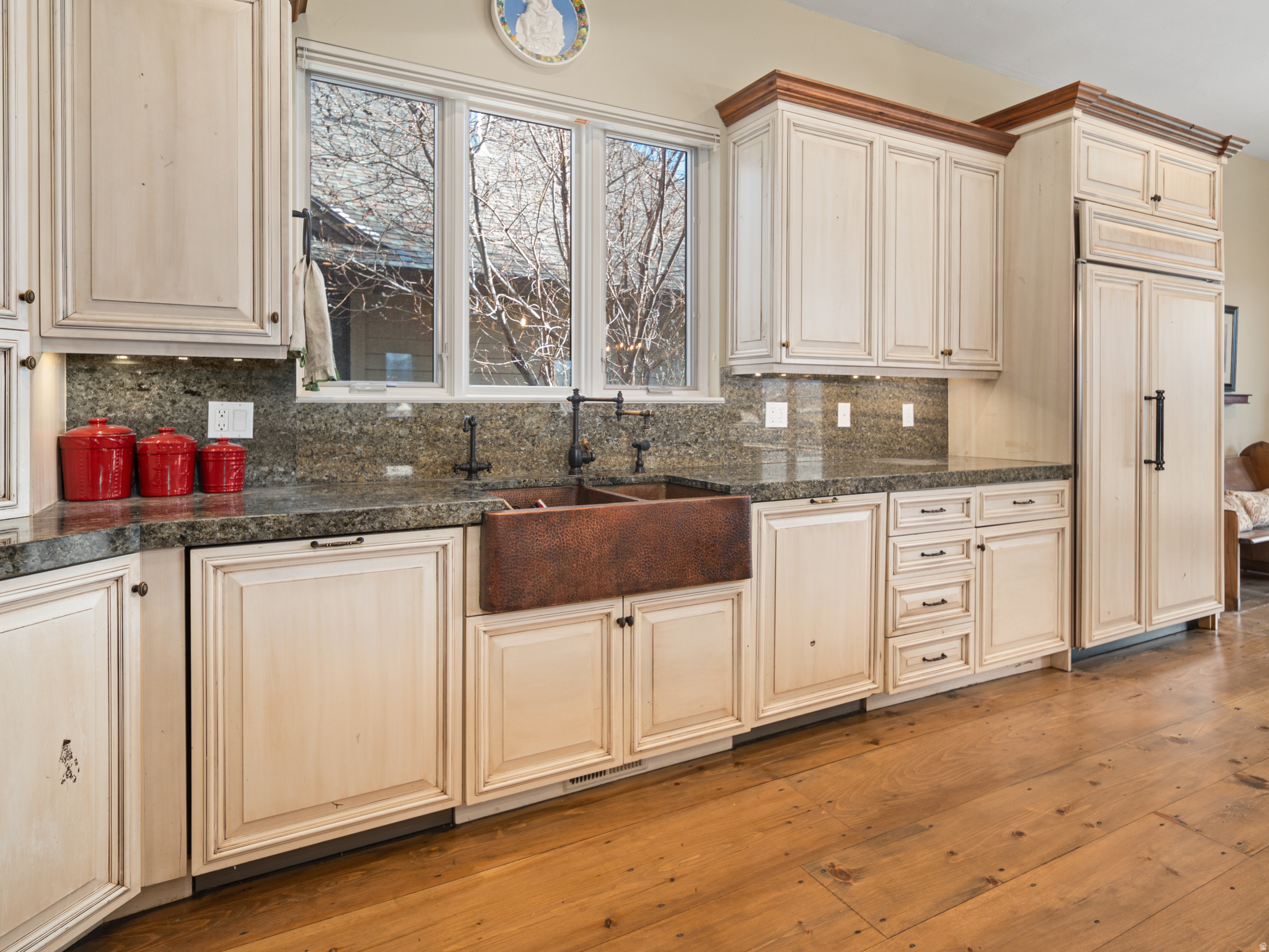 TRAPPERS RIDGE - Residential