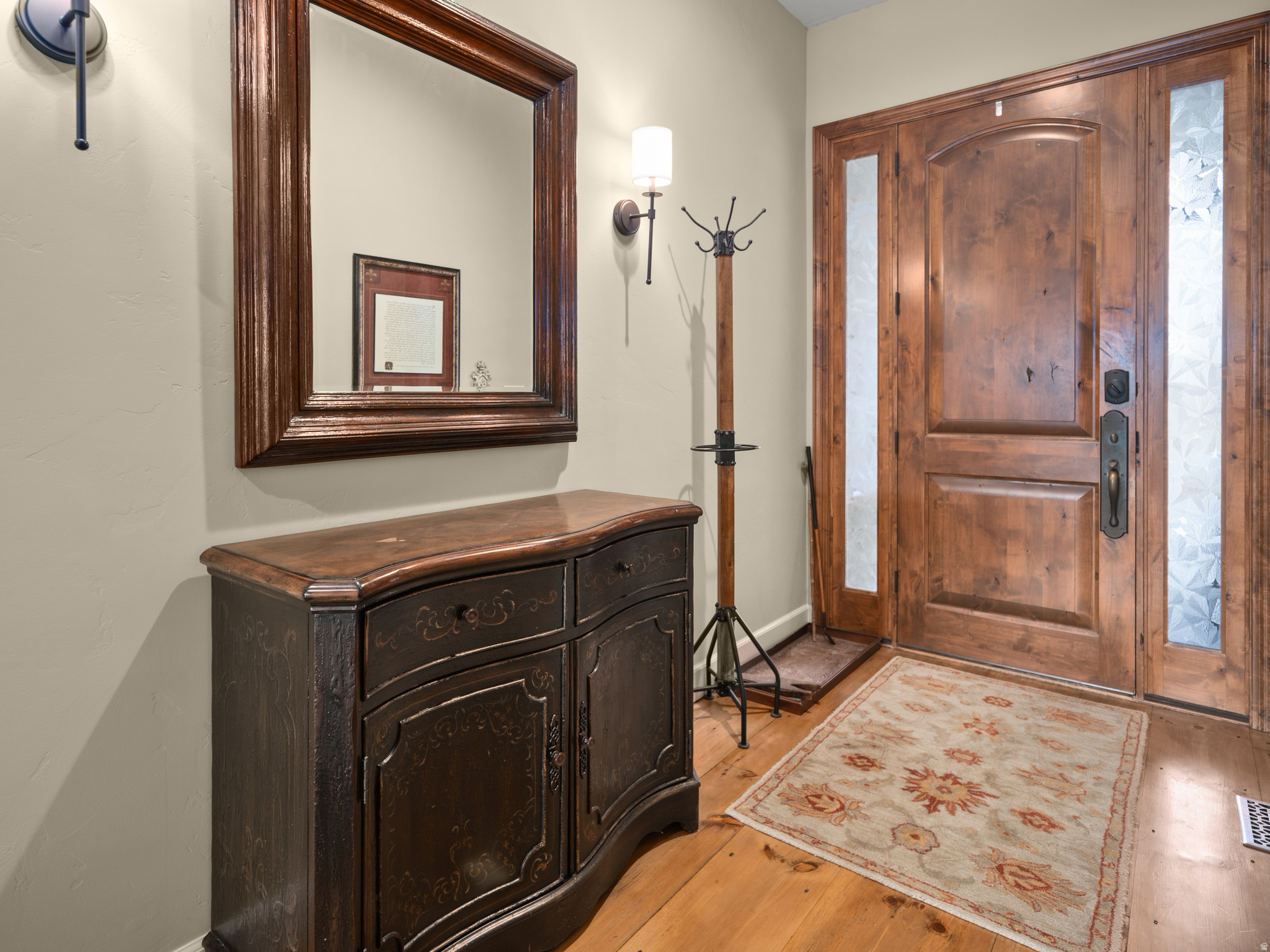 TRAPPERS RIDGE - Residential