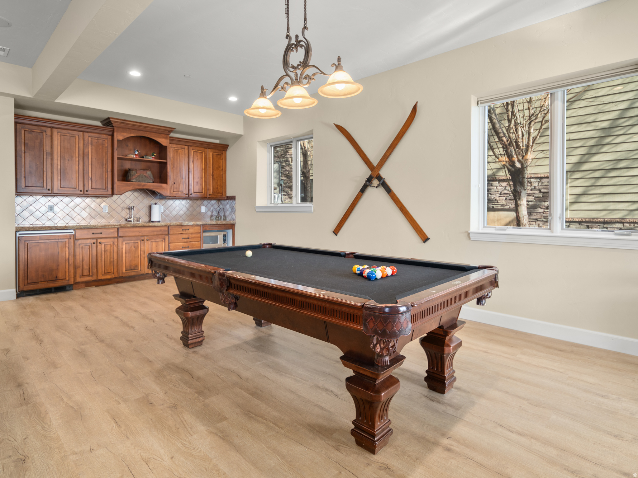 TRAPPERS RIDGE - Residential