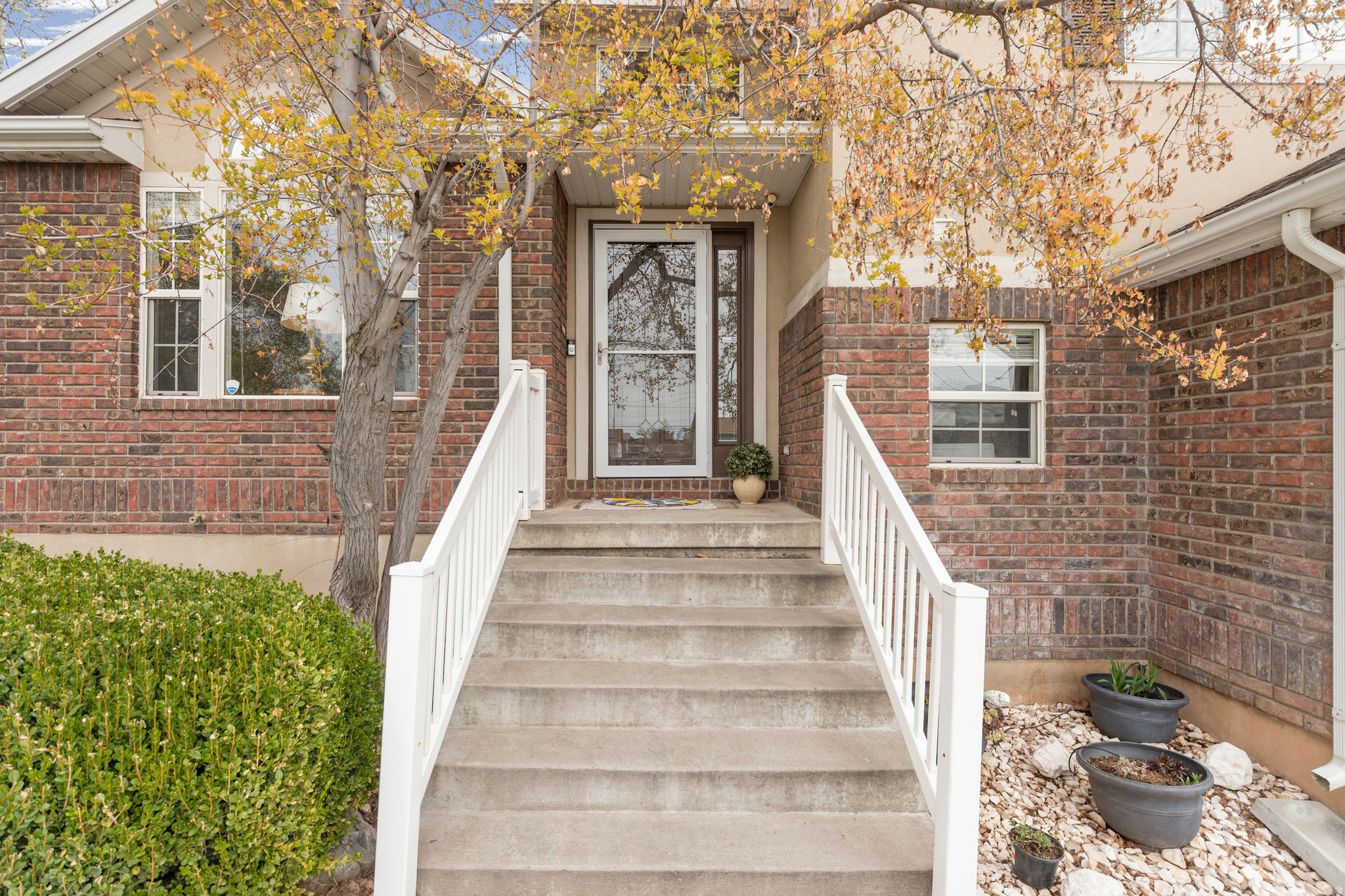 CARALYN PARK - Residential