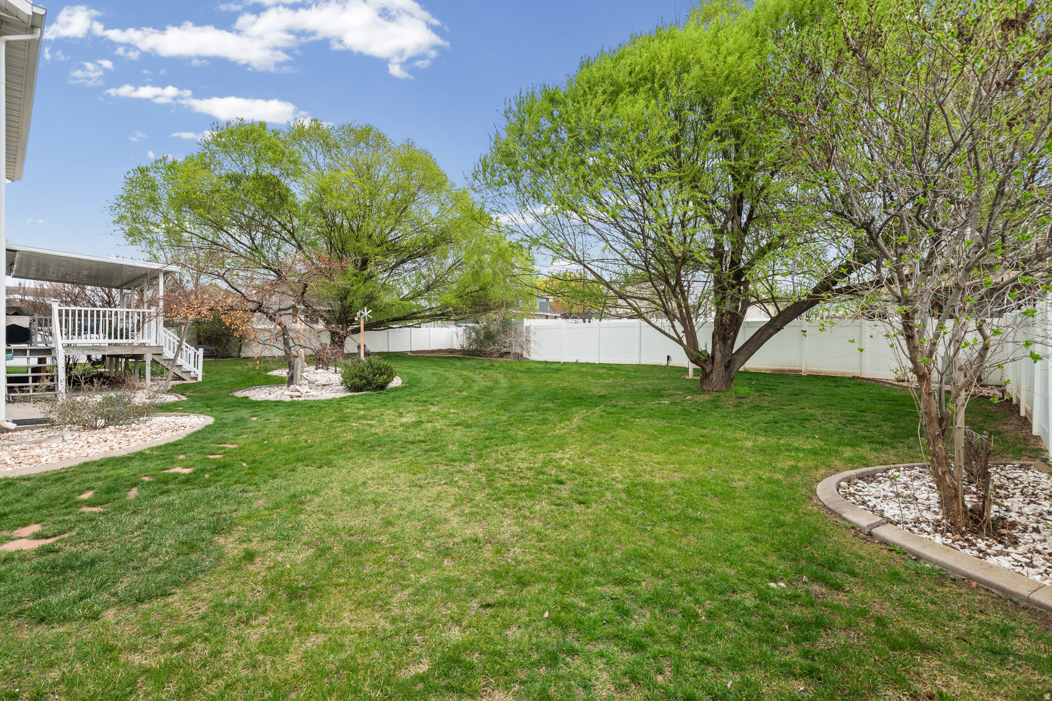 CARALYN PARK - Residential