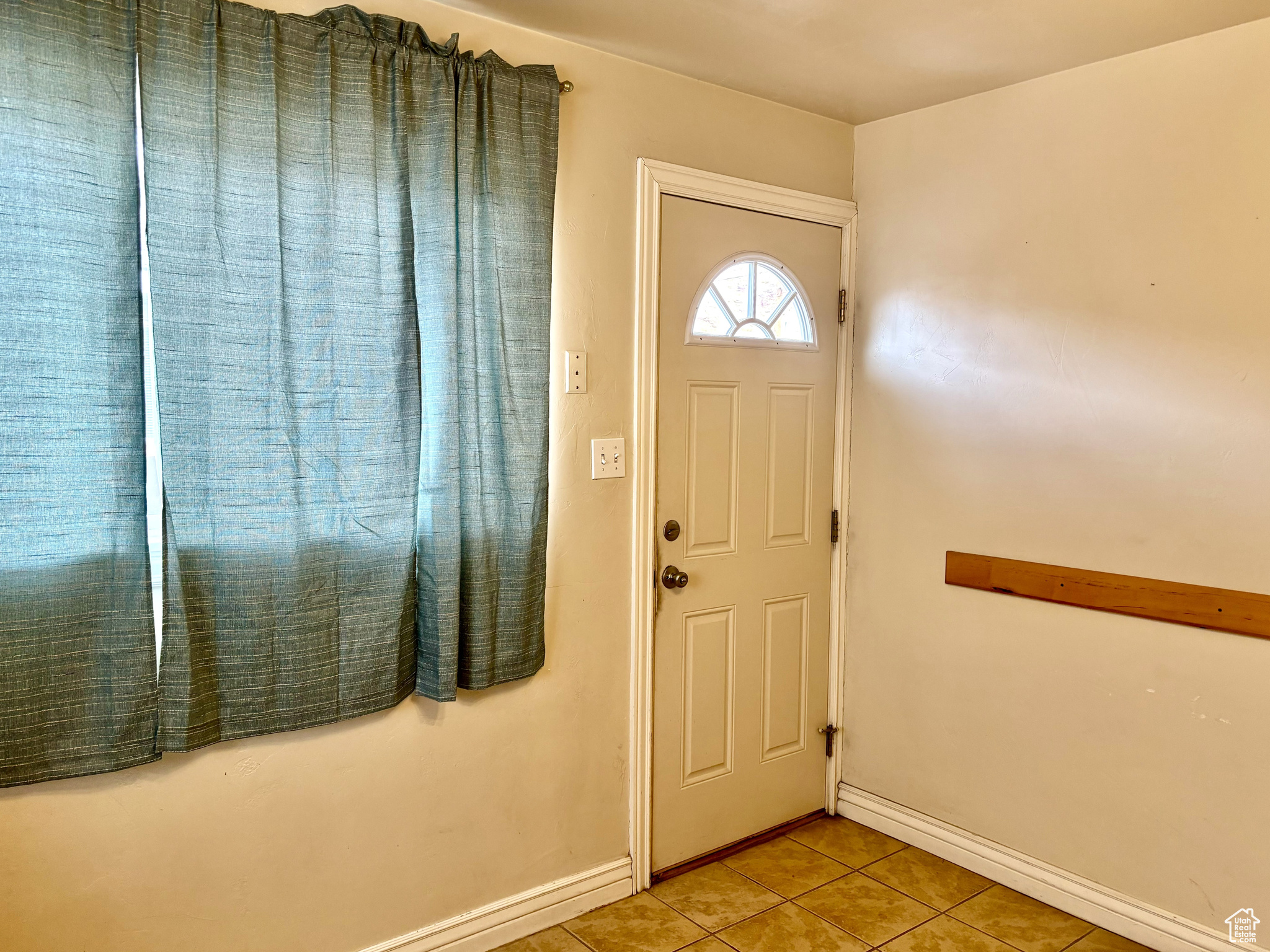 Moab, Utah 84532, United States, 2 Bedrooms Bedrooms, ,1 BathroomBathrooms,Residential,Pending,200137