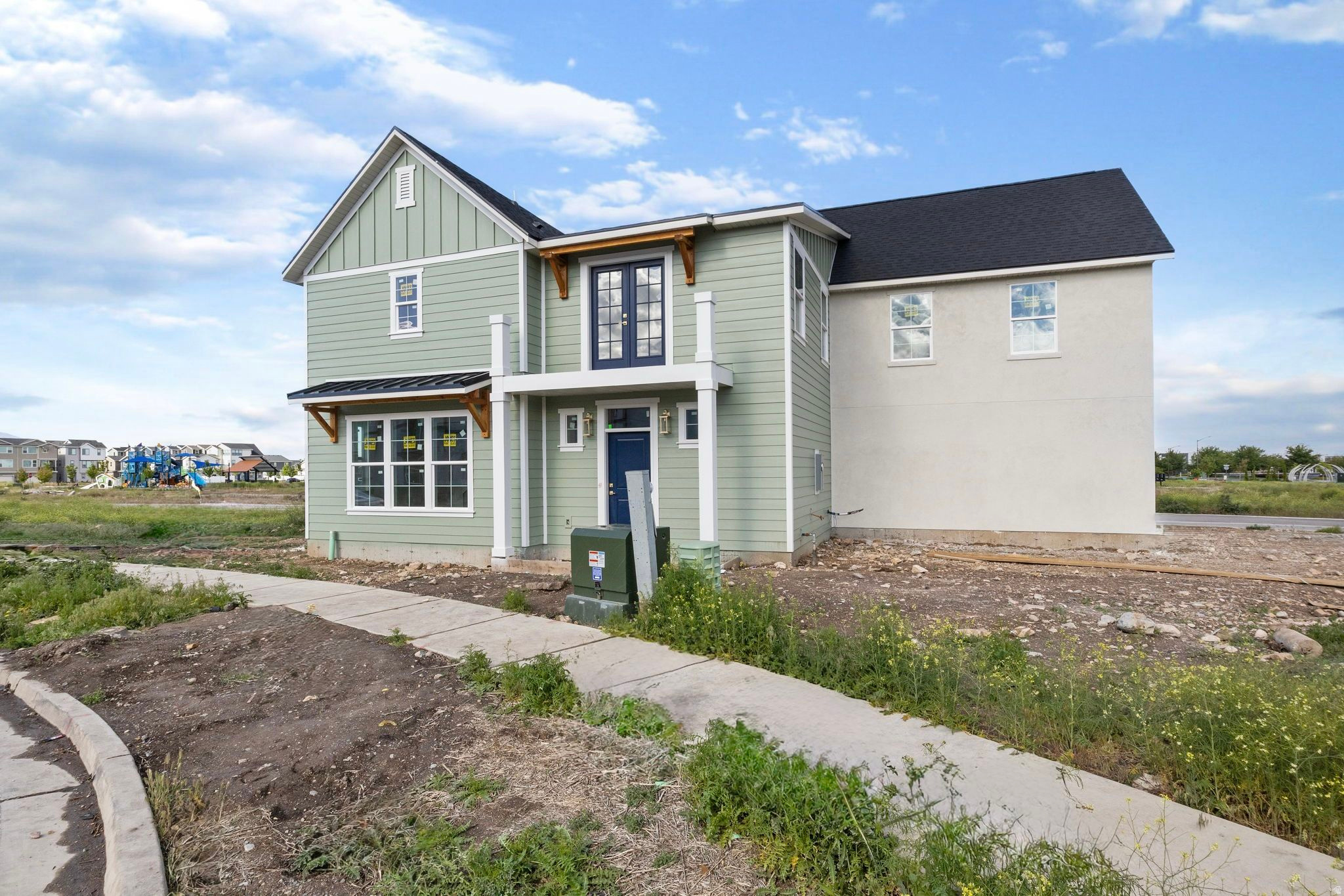 WESTFIELD CENTRAL - Residential