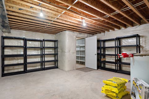 Tiny photo for 927 S IRIS LN W, Mapleton, UT 84664 (MLS # 2180396)