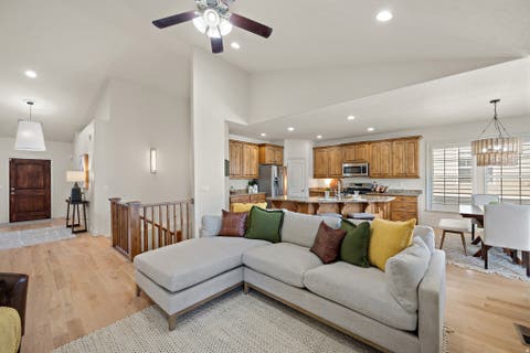 Tiny photo for 927 S IRIS LN W, Mapleton, UT 84664 (MLS # 2180396)
