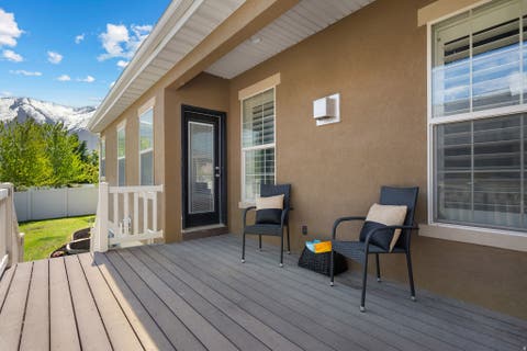 Tiny photo for 927 S IRIS LN W, Mapleton, UT 84664 (MLS # 2180396)